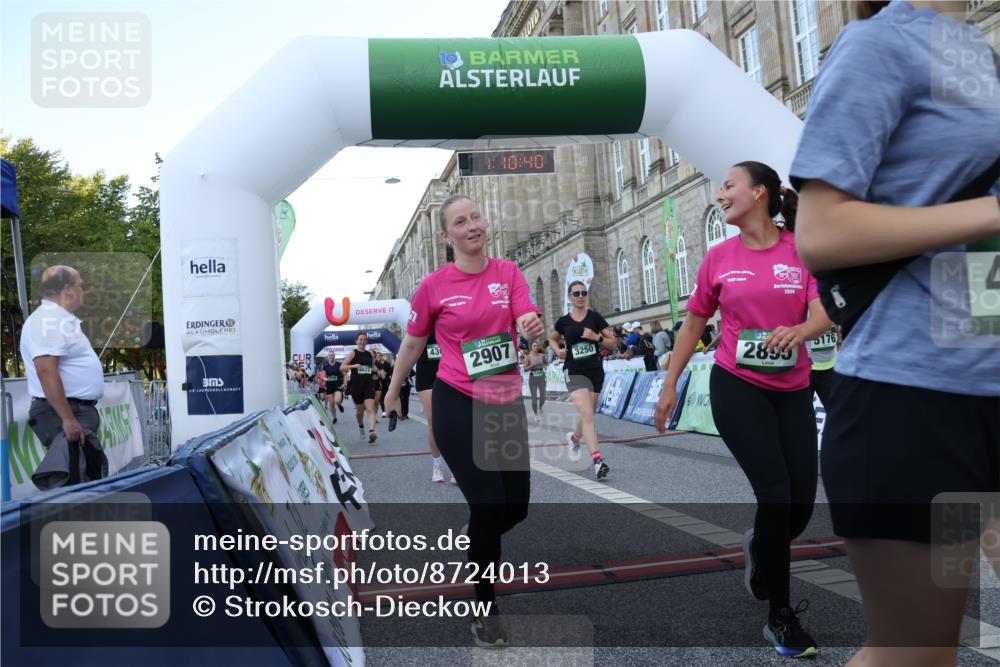 07.09.2025 - BARMER Alsterlauf Strokosch-Dieckow http://msf.ph/oto/8724013 07.09.2025 10:10:38 Ziel 1160, 2469, 2865, 2895, 2907, 3250, 3470, 3549, 3756, 3757, 3758, 4058, 4099, 4202, 4302, 4554, 4622, 4667, 4838, 5176, 5285, 5652, 5816, 5829, 5879, 5893, 5896, 8423, 8463 meine-sportfotos.de