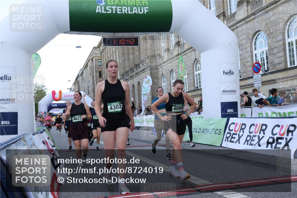 07.09.2025 - BARMER Alsterlauf Strokosch-Dieckow http://msf.ph/oto/8724019 07.09.2025 10:10:40 Ziel 1160, 2352, 2474, 2632, 2865, 2895, 2907, 3145, 3250, 3470, 3756, 3757, 3758, 4058, 4099, 4202, 4291, 4302, 4554, 4622, 4667, 5176, 5285, 5319, 5652, 5816, 5829, 5879, 5893, 8423, 8463 meine-sportfotos.de