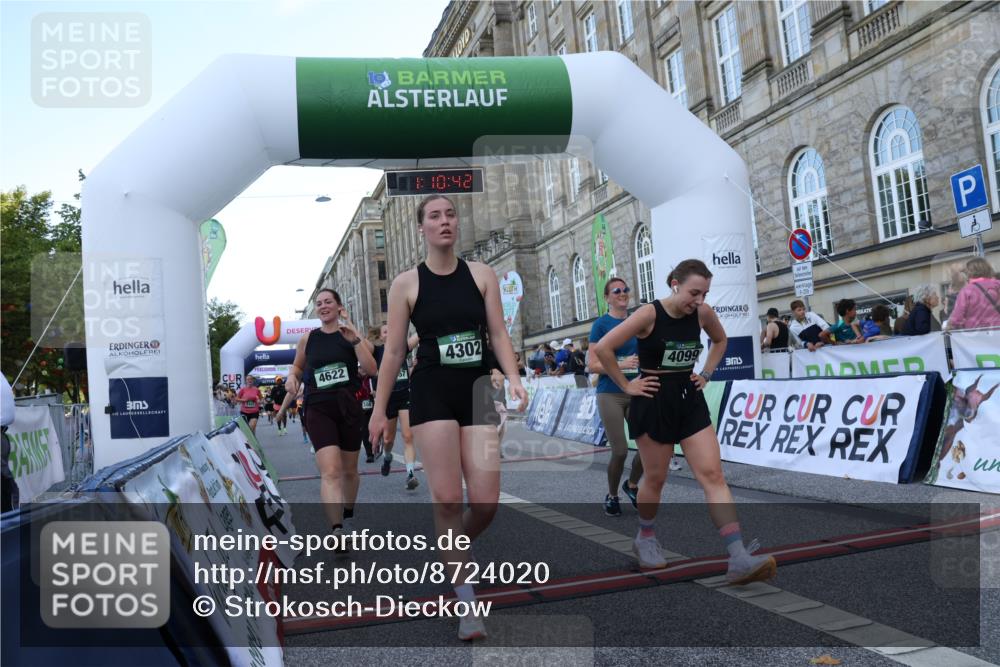 07.09.2025 - BARMER Alsterlauf Strokosch-Dieckow http://msf.ph/oto/8724020 07.09.2025 10:10:41 Ziel 1160, 1188, 2352, 2474, 2632, 2865, 2895, 3145, 3250, 3469, 3470, 3756, 3757, 3758, 4058, 4099, 4202, 4291, 4302, 4622, 4667, 5176, 5285, 5319, 5652, 5816, 5829, 5879, 5893, 8423, 8463 meine-sportfotos.de