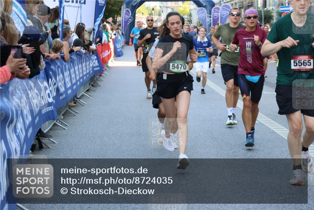 07.09.2025 - BARMER Alsterlauf Strokosch-Dieckow http://msf.ph/oto/8724035 07.09.2025 09:50:31 Ziel 2162, 2203, 2478, 2683, 2897, 2900, 2922, 3147, 3148, 3255, 3314, 3411, 3443, 3510, 3518, 3525, 3623, 3749, 3835, 4499, 4573, 4835, 4936, 5028, 5316, 5383, 5661, 6107, 6162, 6176, 8105 meine-sportfotos.de