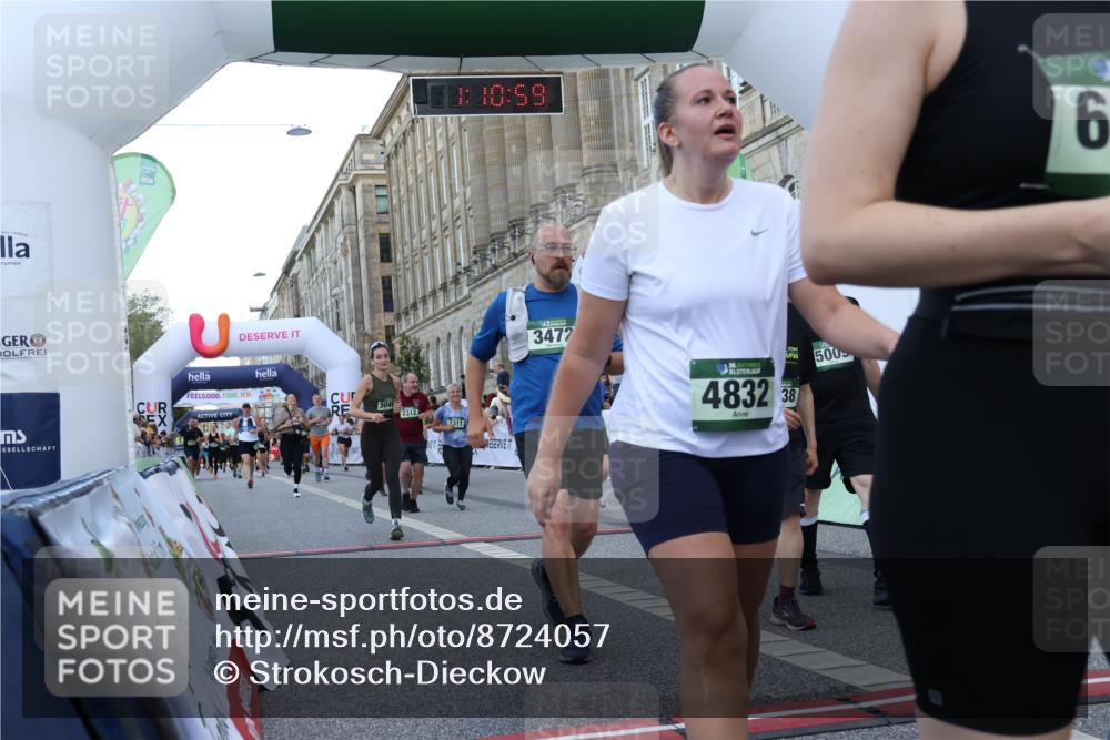 07.09.2025 - BARMER Alsterlauf Strokosch-Dieckow http://msf.ph/oto/8724057 07.09.2025 10:10:57 Ziel 2282, 2311, 2312, 2703, 3088, 3472, 3481, 4748, 4832, 5009, 5049, 5072, 5073, 5283, 5814, 5824, 5971, 6038, 6054, 6177, 6198, 8079 meine-sportfotos.de