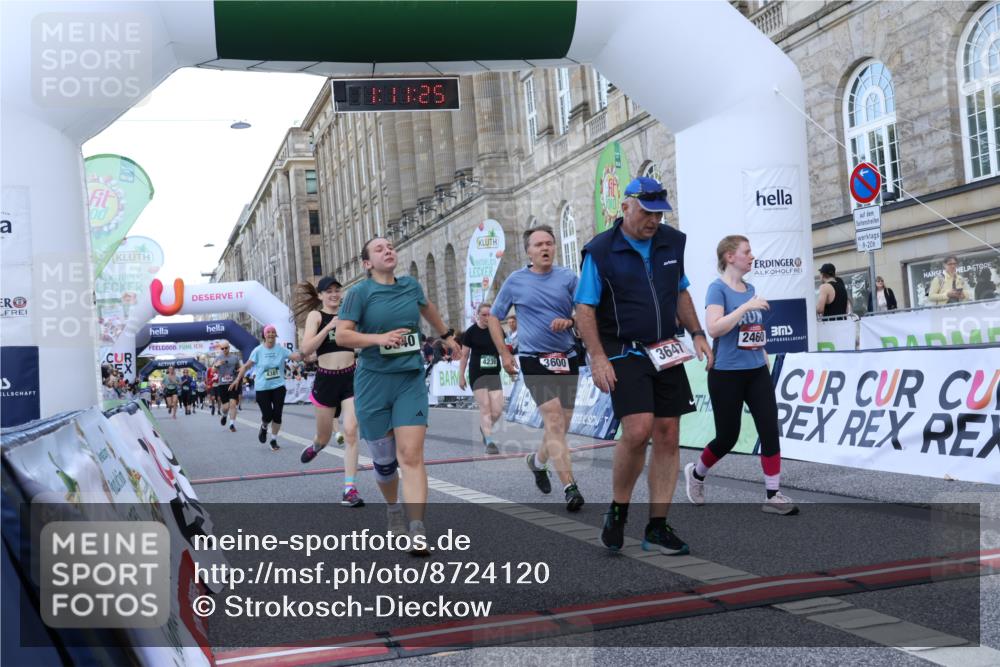 07.09.2025 - BARMER Alsterlauf Strokosch-Dieckow http://msf.ph/oto/8724120 07.09.2025 10:11:23 Ziel 2460, 2966, 3043, 3044, 3094, 3600, 3647, 4239, 4380, 4381, 4515, 5419, 5581, 8330, 8331, 8340 meine-sportfotos.de
