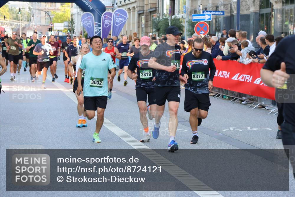 07.09.2025 - BARMER Alsterlauf Strokosch-Dieckow http://msf.ph/oto/8724121 07.09.2025 09:50:19 Ziel 2122, 2478, 2794, 3158, 3175, 3255, 3314, 3411, 3510, 3518, 3623, 4160, 4164, 4336, 4499, 4663, 5018, 5316, 5318, 5383, 5425, 5579, 5642, 5661, 6107, 6235, 8240, 8249, 8250 meine-sportfotos.de