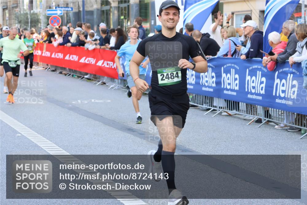 07.09.2025 - BARMER Alsterlauf Strokosch-Dieckow http://msf.ph/oto/8724143 07.09.2025 09:50:16 Ziel 2122, 2794, 2985, 3158, 3175, 3195, 3411, 3623, 3858, 3896, 4160, 4164, 4336, 4663, 5018, 5318, 5383, 5425, 5441, 5579, 5642, 6235, 8043, 8240, 8249, 8250 meine-sportfotos.de