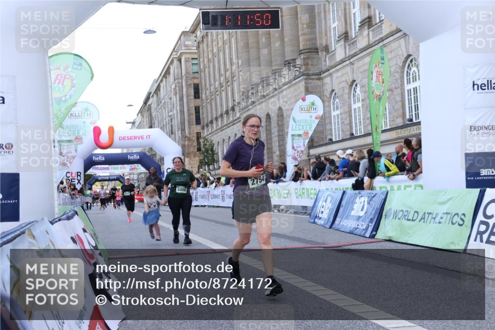 07.09.2025 - BARMER Alsterlauf Strokosch-Dieckow http://msf.ph/oto/8724172 07.09.2025 10:11:49 Ziel 2754, 2860, 2915, 3164, 3485, 5544, 5808, 8356 meine-sportfotos.de
