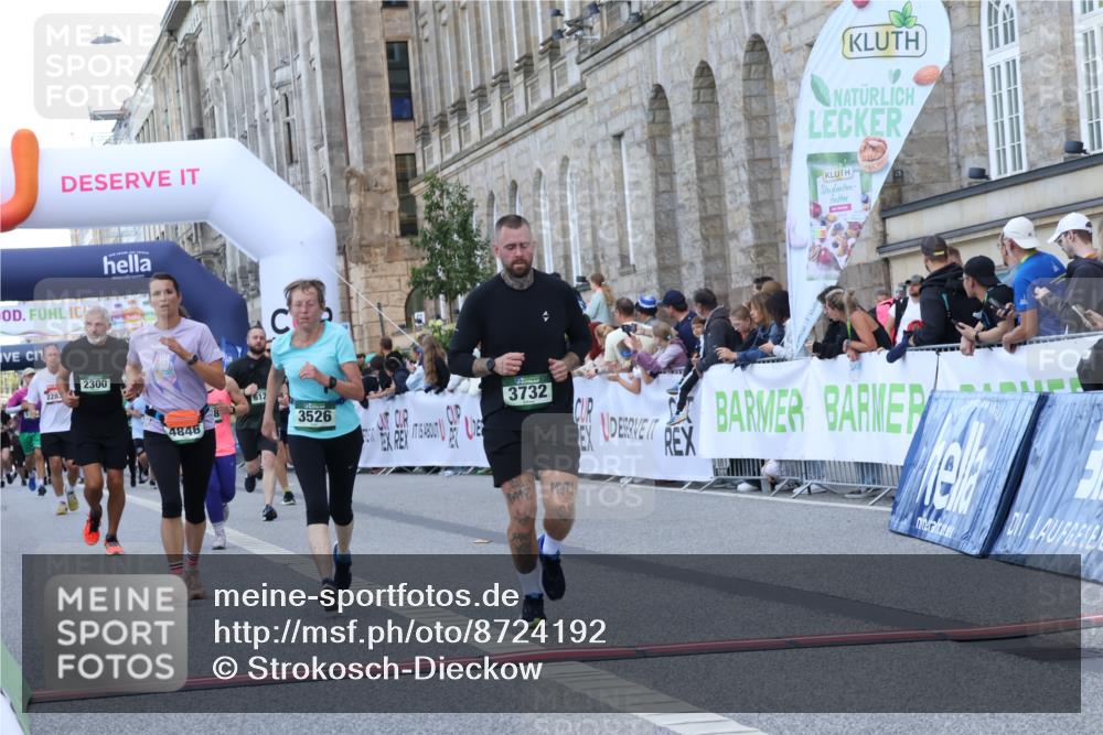 07.09.2025 - BARMER Alsterlauf Strokosch-Dieckow http://msf.ph/oto/8724192 07.09.2025 10:12:00 Ziel 2283, 2300, 2860, 3089, 3526, 3732, 3828, 4045, 4491, 4846, 6124 meine-sportfotos.de