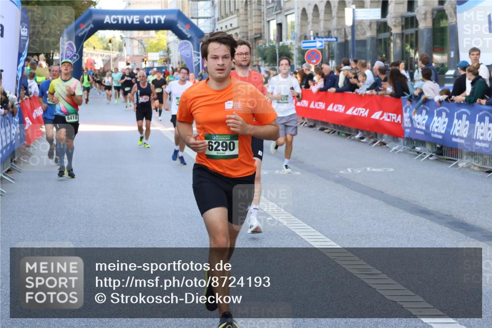 07.09.2025 - BARMER Alsterlauf Strokosch-Dieckow http://msf.ph/oto/8724193 07.09.2025 09:50:05 Ziel 2122, 2328, 2697, 2794, 2906, 2912, 2985, 3037, 3158, 3175, 3195, 3299, 3320, 3728, 3858, 3896, 4164, 4336, 4663, 4988, 5215, 5372, 5425, 5441, 5470, 5565, 5579, 5587, 5642, 5776, 5812, 6133, 6252, 6311, 8043, 8249, 8250, 8415 meine-sportfotos.de