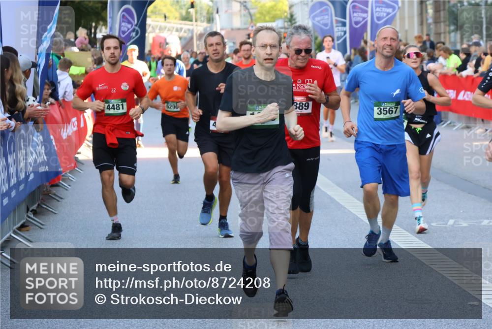 07.09.2025 - BARMER Alsterlauf Strokosch-Dieckow http://msf.ph/oto/8724208 07.09.2025 09:49:59 Ziel 2328, 2697, 2794, 2906, 2912, 2985, 3032, 3037, 3195, 3299, 3320, 3579, 3728, 3819, 3858, 3896, 4326, 4924, 4988, 5215, 5372, 5428, 5441, 5470, 5565, 5587, 5722, 5776, 5812, 6133, 6252, 6311, 8043, 8262, 8377, 8415, 8419 meine-sportfotos.de