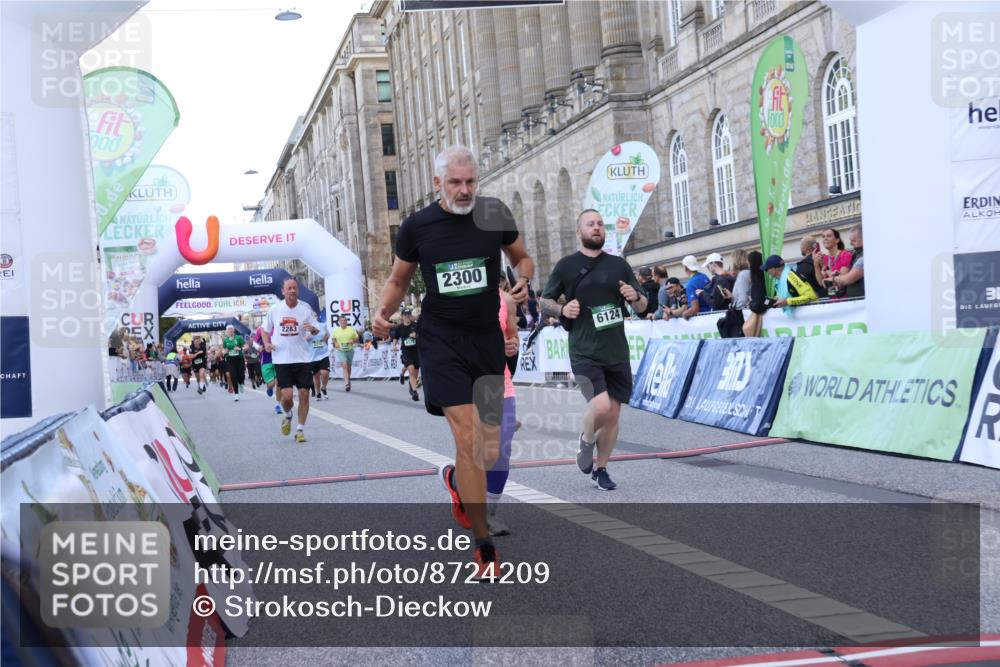 07.09.2025 - BARMER Alsterlauf Strokosch-Dieckow http://msf.ph/oto/8724209 07.09.2025 10:12:05 Ziel 2283, 2300, 2772, 3393, 3398, 3526, 3732, 3783, 3828, 4045, 4376, 4491, 4846, 5166, 6124 meine-sportfotos.de