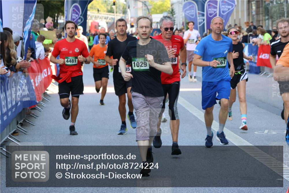 07.09.2025 - BARMER Alsterlauf Strokosch-Dieckow http://msf.ph/oto/8724224 07.09.2025 09:49:59 Ziel 2328, 2697, 2794, 2906, 2912, 2985, 3032, 3037, 3195, 3299, 3320, 3579, 3728, 3819, 3858, 3896, 4326, 4924, 4988, 5215, 5372, 5428, 5441, 5470, 5565, 5587, 5722, 5776, 5812, 6133, 6252, 6311, 8043, 8262, 8377, 8415, 8419 meine-sportfotos.de
