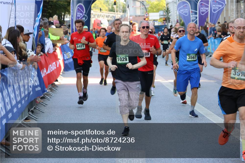 07.09.2025 - BARMER Alsterlauf Strokosch-Dieckow http://msf.ph/oto/8724236 07.09.2025 09:49:58 Ziel 2328, 2697, 2906, 2912, 2985, 3032, 3037, 3195, 3299, 3320, 3579, 3728, 3819, 3858, 3896, 4326, 4924, 4988, 5215, 5372, 5428, 5441, 5460, 5470, 5565, 5587, 5722, 5776, 5812, 6133, 6252, 6311, 8043, 8262, 8377, 8415, 8419 meine-sportfotos.de