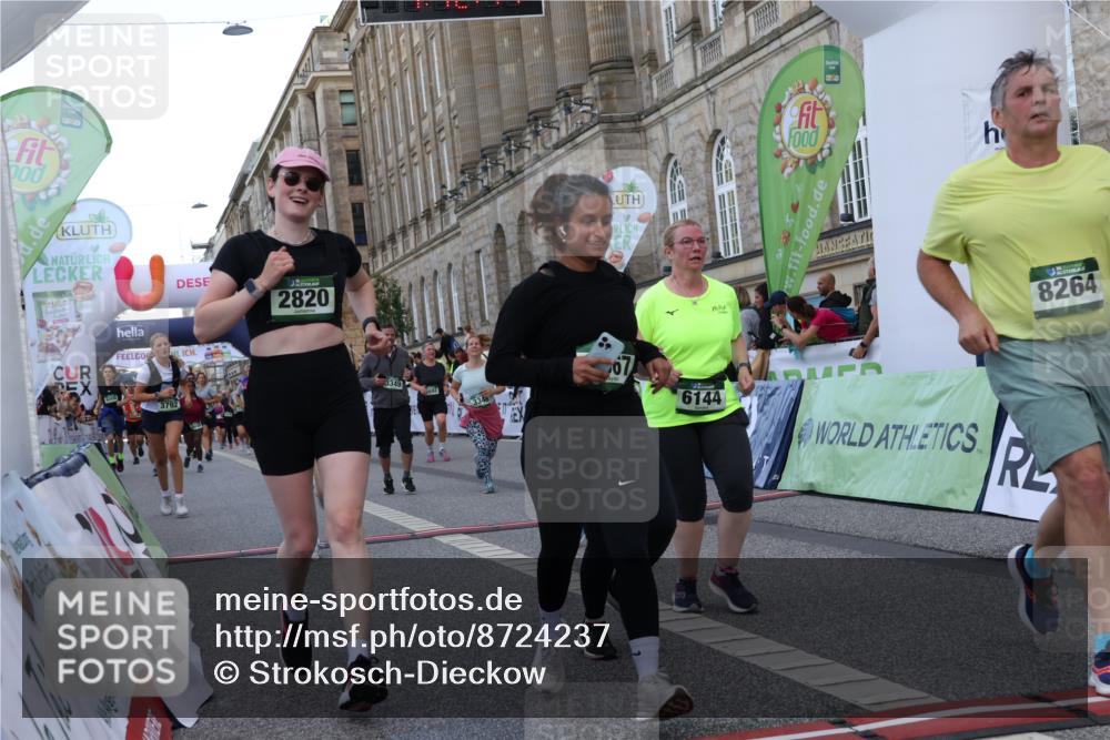 07.09.2025 - BARMER Alsterlauf Strokosch-Dieckow http://msf.ph/oto/8724237 07.09.2025 10:12:15 Ziel 2293, 2772, 2820, 2846, 2847, 2934, 3348, 3349, 3393, 3398, 3692, 3783, 3792, 3867, 4376, 5448, 5649, 5650, 6008, 6130, 6144, 6180, 8038, 8039, 8264 meine-sportfotos.de