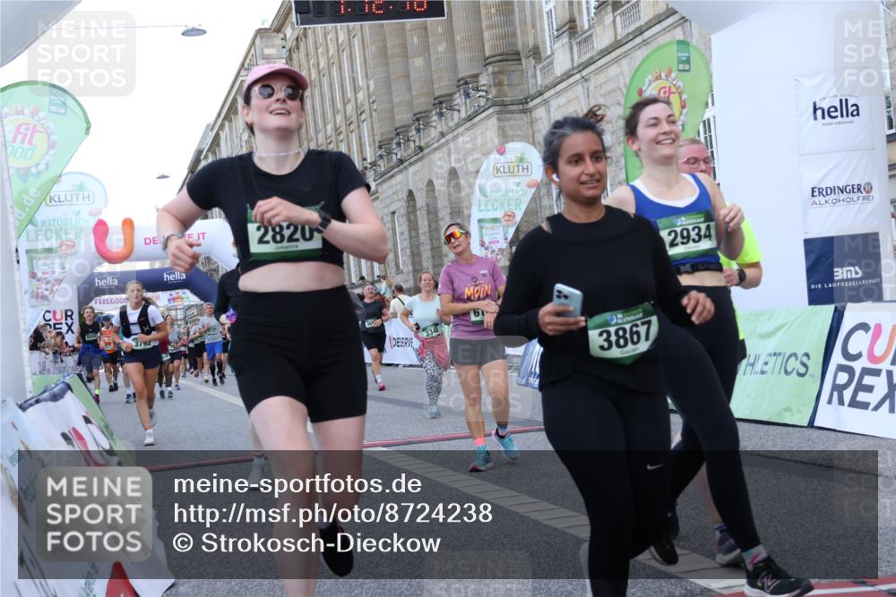 07.09.2025 - BARMER Alsterlauf Strokosch-Dieckow http://msf.ph/oto/8724238 07.09.2025 10:12:16 Ziel 2293, 2772, 2820, 2846, 2847, 2934, 3348, 3349, 3393, 3398, 3692, 3783, 3792, 3867, 5448, 5649, 5650, 5758, 5760, 6008, 6130, 6144, 6180, 8038, 8039, 8264 meine-sportfotos.de