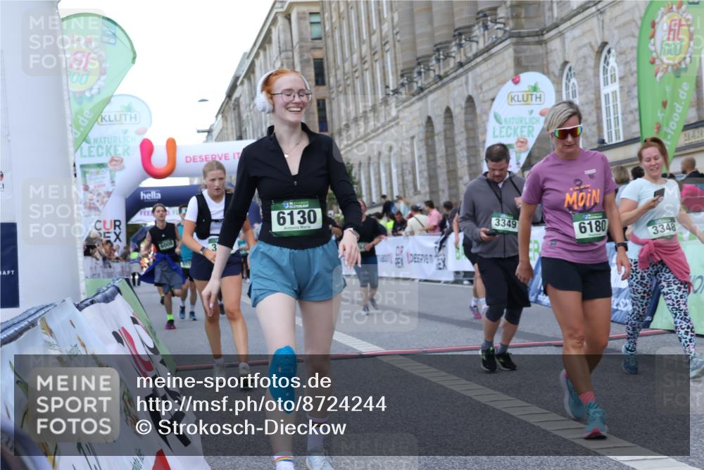 07.09.2025 - BARMER Alsterlauf Strokosch-Dieckow http://msf.ph/oto/8724244 07.09.2025 10:12:18 Ziel 2293, 2820, 2846, 2847, 2934, 3327, 3348, 3349, 3366, 3367, 3692, 3792, 3867, 4970, 5418, 5448, 5649, 5650, 5758, 5760, 6008, 6130, 6144, 6180, 8038, 8039, 8126, 8264 meine-sportfotos.de