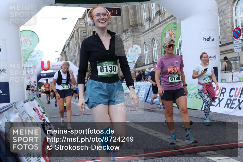 07.09.2025 - BARMER Alsterlauf Strokosch-Dieckow http://msf.ph/oto/8724249 07.09.2025 10:12:19 Ziel 2293, 2820, 2846, 2847, 2934, 3327, 3348, 3349, 3366, 3367, 3692, 3792, 3867, 4415, 4970, 5418, 5448, 5758, 5760, 6008, 6130, 6144, 6180, 8038, 8039, 8126, 8264 meine-sportfotos.de