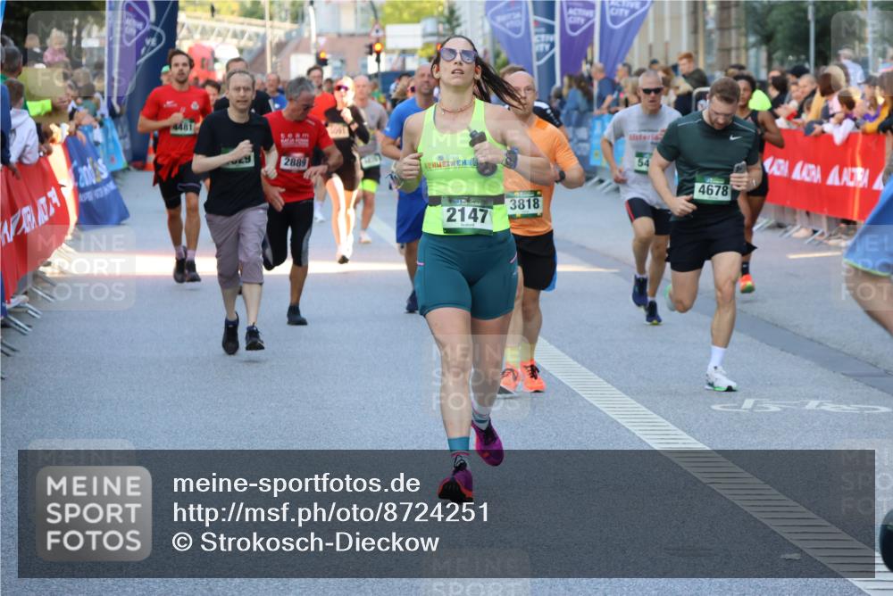 07.09.2025 - BARMER Alsterlauf Strokosch-Dieckow http://msf.ph/oto/8724251 07.09.2025 09:49:55 Ziel 2328, 2484, 2697, 2906, 2912, 3032, 3037, 3299, 3320, 3579, 3728, 3819, 4326, 4924, 4988, 5215, 5372, 5428, 5460, 5470, 5565, 5587, 5722, 5776, 5812, 6133, 6252, 6311, 8262, 8377, 8415, 8419 meine-sportfotos.de