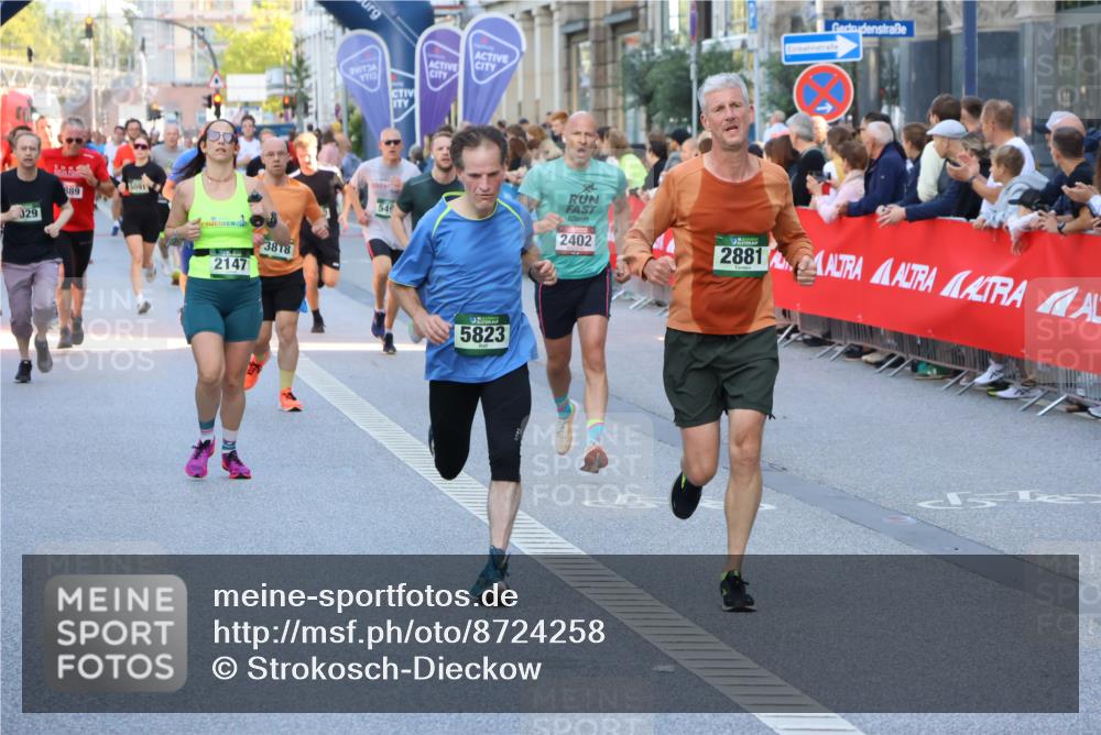 07.09.2025 - BARMER Alsterlauf Strokosch-Dieckow http://msf.ph/oto/8724258 07.09.2025 09:49:53 Ziel 2484, 2697, 2906, 2912, 3030, 3032, 3037, 3299, 3579, 3819, 4043, 4326, 4924, 4988, 5215, 5372, 5428, 5460, 5470, 5565, 5587, 5722, 5776, 5812, 6252, 6311, 8262, 8377, 8415, 8419 meine-sportfotos.de