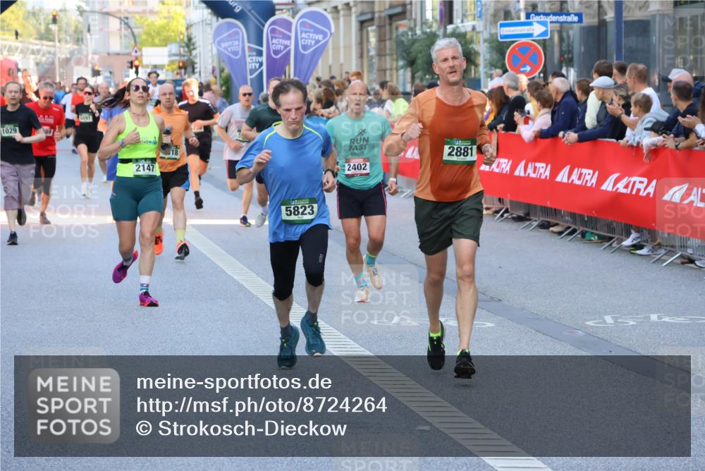 07.09.2025 - BARMER Alsterlauf Strokosch-Dieckow http://msf.ph/oto/8724264 07.09.2025 09:49:53 Ziel 2484, 2697, 2906, 2912, 3030, 3032, 3037, 3299, 3579, 3819, 4043, 4326, 4924, 4988, 5215, 5372, 5428, 5460, 5470, 5565, 5587, 5722, 5776, 5812, 6252, 6311, 8262, 8377, 8415, 8419 meine-sportfotos.de