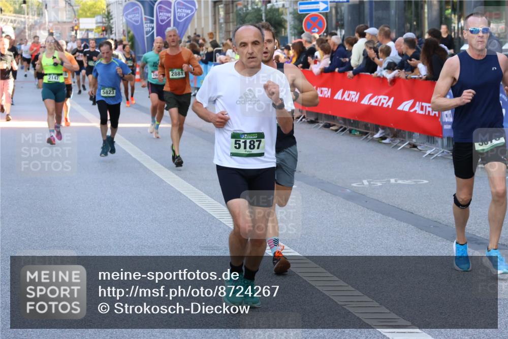 07.09.2025 - BARMER Alsterlauf Strokosch-Dieckow http://msf.ph/oto/8724267 07.09.2025 09:49:50 Ziel 2301, 2484, 2629, 2906, 2912, 3030, 3032, 3404, 3579, 3819, 4043, 4308, 4326, 4924, 5215, 5372, 5428, 5460, 5470, 5722, 5812, 6311, 8262, 8377, 8418, 8419 meine-sportfotos.de