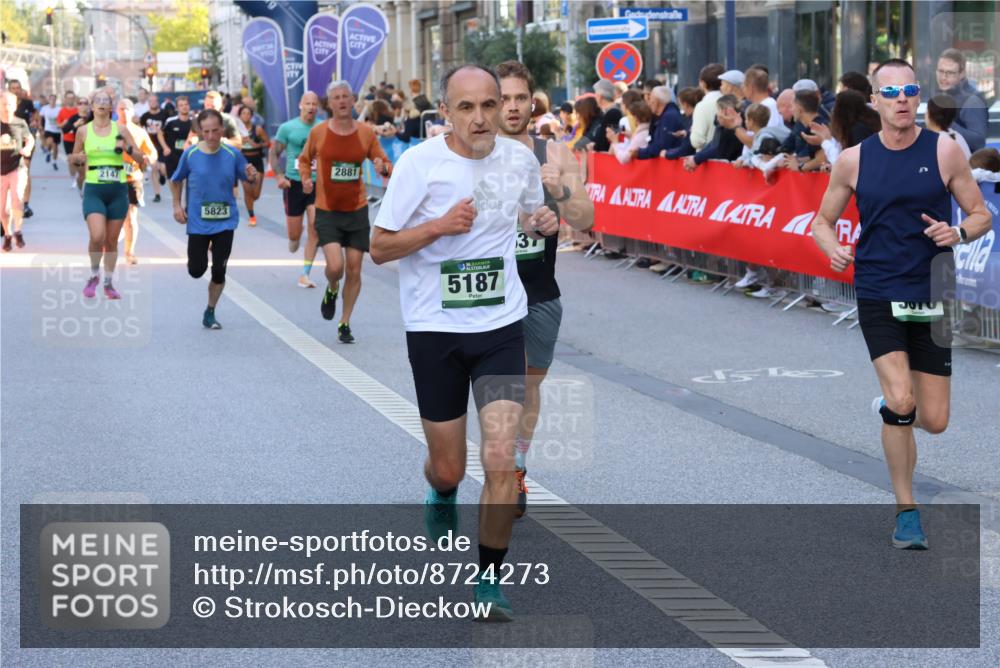 07.09.2025 - BARMER Alsterlauf Strokosch-Dieckow http://msf.ph/oto/8724273 07.09.2025 09:49:50 Ziel 2301, 2484, 2629, 2906, 2912, 3030, 3032, 3404, 3579, 3819, 4043, 4308, 4326, 4924, 5215, 5372, 5428, 5460, 5470, 5722, 5812, 6311, 8262, 8377, 8418, 8419 meine-sportfotos.de