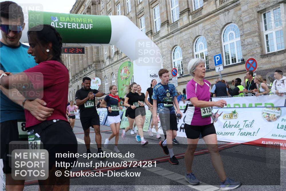 07.09.2025 - BARMER Alsterlauf Strokosch-Dieckow http://msf.ph/oto/8724281 07.09.2025 10:12:32 Ziel 2171, 2599, 2995, 3036, 3126, 3613, 3614, 4193, 4264, 4518, 4899, 5175, 5214, 5410, 5613, 5614, 5638, 5813, 5827, 5911, 5956, 6009, 8145, 8181, 8182, 8498 meine-sportfotos.de