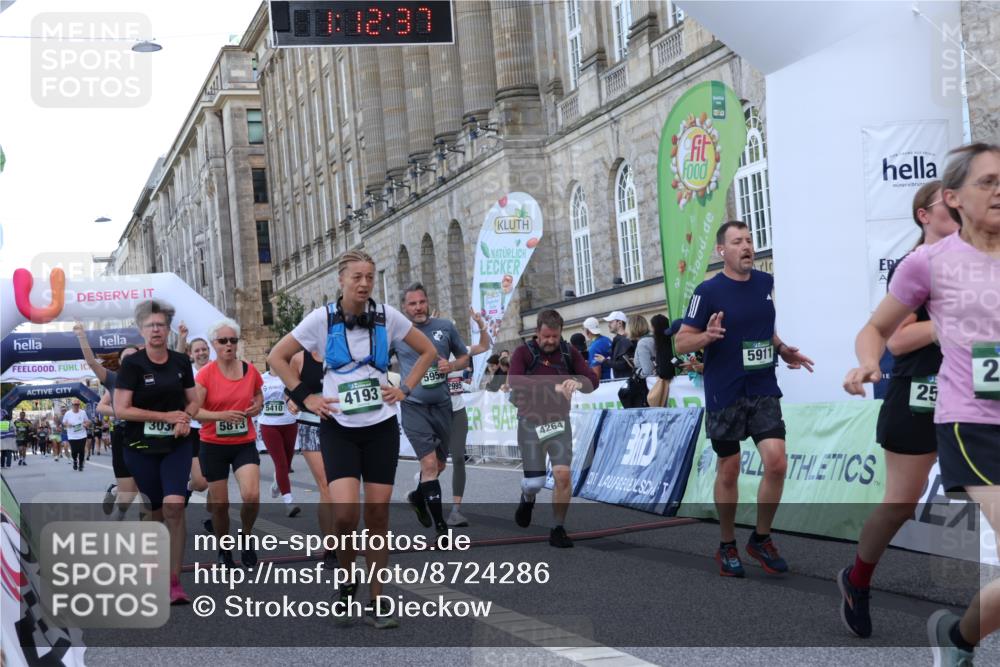 07.09.2025 - BARMER Alsterlauf Strokosch-Dieckow http://msf.ph/oto/8724286 07.09.2025 10:12:35 Ziel 2171, 2599, 2995, 3036, 3444, 3445, 3446, 3614, 4193, 4264, 4518, 4899, 5214, 5410, 5613, 5614, 5638, 5813, 5827, 5911, 5956, 6323, 8181, 8182, 8498 meine-sportfotos.de