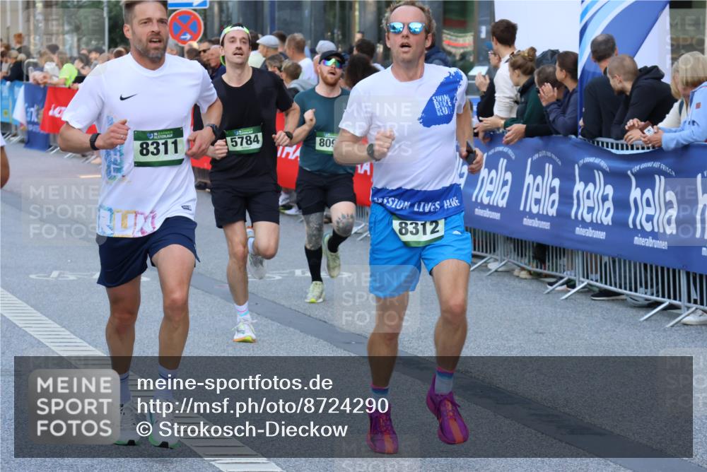 07.09.2025 - BARMER Alsterlauf Strokosch-Dieckow http://msf.ph/oto/8724290 07.09.2025 09:49:45 Ziel 2301, 2484, 2629, 2918, 3030, 3032, 3404, 3579, 3819, 4043, 4308, 4326, 4426, 4535, 4826, 4924, 5091, 5230, 5428, 5460, 5722, 6290, 6311, 8262, 8377, 8418, 8419 meine-sportfotos.de