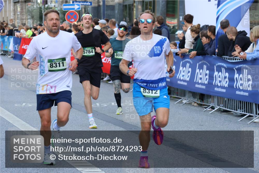 07.09.2025 - BARMER Alsterlauf Strokosch-Dieckow http://msf.ph/oto/8724293 07.09.2025 09:49:45 Ziel 2301, 2484, 2629, 2918, 3030, 3032, 3404, 3579, 3819, 4043, 4308, 4326, 4426, 4535, 4826, 4924, 5091, 5230, 5428, 5460, 5722, 6290, 6311, 8262, 8377, 8418, 8419 meine-sportfotos.de