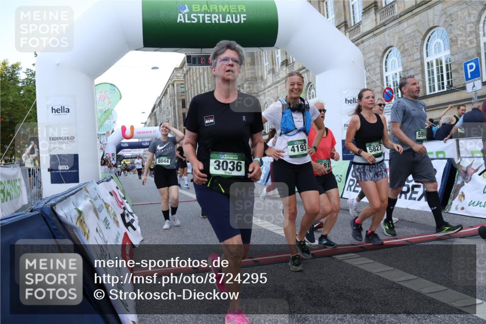 07.09.2025 - BARMER Alsterlauf Strokosch-Dieckow http://msf.ph/oto/8724295 07.09.2025 10:12:38 Ziel 2171, 2200, 2599, 2995, 3036, 3444, 3445, 3446, 4193, 4264, 5410, 5813, 5827, 5911, 5956, 6126, 6323, 8181, 8182, 8498 meine-sportfotos.de