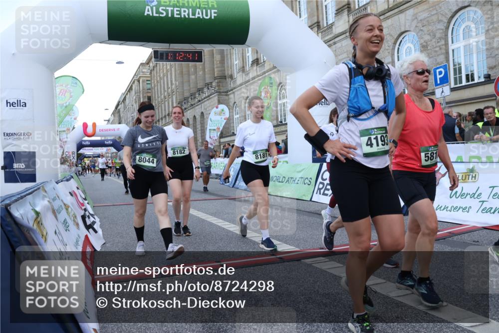 07.09.2025 - BARMER Alsterlauf Strokosch-Dieckow http://msf.ph/oto/8724298 07.09.2025 10:12:39 Ziel 2200, 2331, 2599, 2942, 2995, 3036, 3444, 3445, 3446, 4264, 5410, 5813, 5827, 5911, 5956, 6126, 6323, 8181, 8182, 8498 meine-sportfotos.de