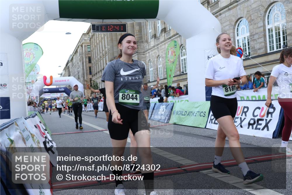 07.09.2025 - BARMER Alsterlauf Strokosch-Dieckow http://msf.ph/oto/8724302 07.09.2025 10:12:40 Ziel 2200, 2331, 2942, 2995, 3036, 3302, 3444, 3445, 3446, 4264, 5410, 5813, 5827, 5911, 5956, 6126, 6310, 6323, 8181, 8182, 8498 meine-sportfotos.de