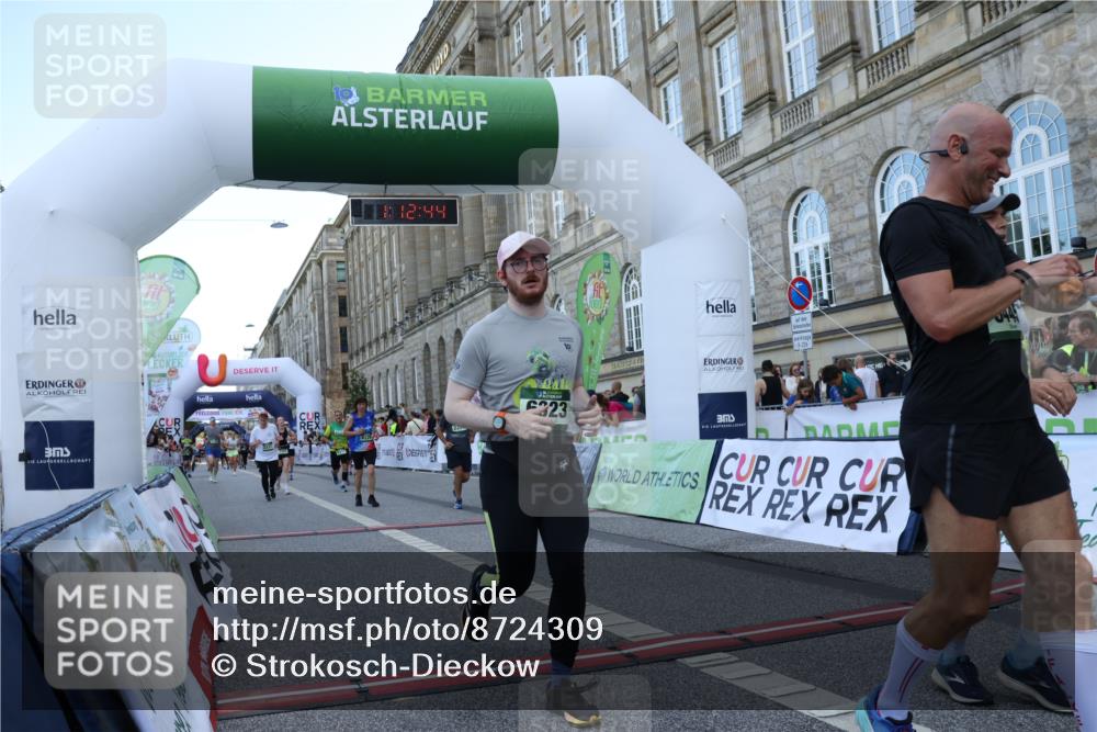 07.09.2025 - BARMER Alsterlauf Strokosch-Dieckow http://msf.ph/oto/8724309 07.09.2025 10:12:43 Ziel 2128, 2200, 2331, 2942, 3302, 3444, 3445, 3446, 4519, 5630, 6126, 6310, 6323, 8228, 8229 meine-sportfotos.de