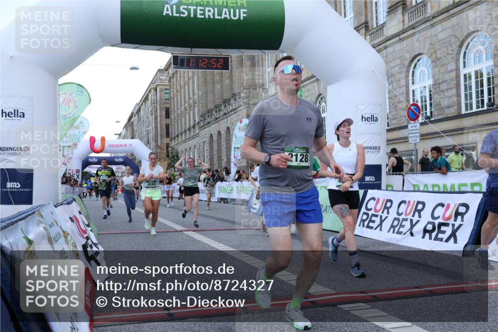 07.09.2025 - BARMER Alsterlauf Strokosch-Dieckow http://msf.ph/oto/8724327 07.09.2025 10:12:51 Ziel 2128, 2226, 2331, 2942, 3302, 3471, 3990, 4101, 4413, 4519, 4561, 4616, 4694, 4702, 5492, 5630, 6310, 8228, 8229 meine-sportfotos.de