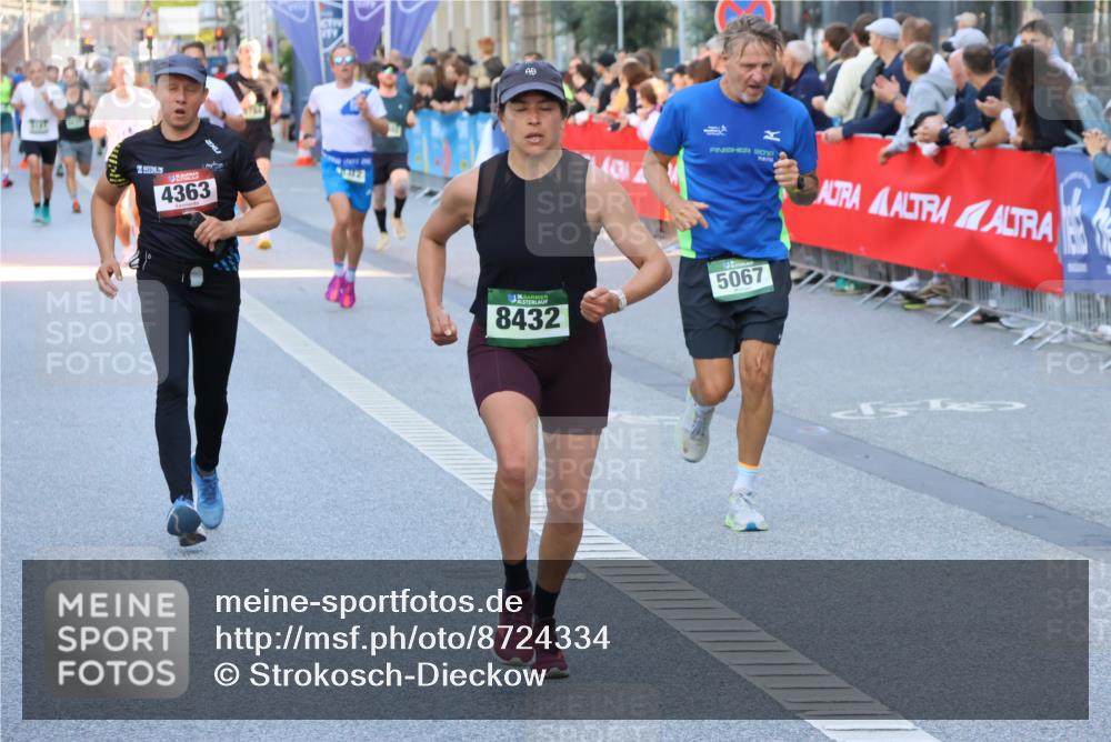07.09.2025 - BARMER Alsterlauf Strokosch-Dieckow http://msf.ph/oto/8724334 07.09.2025 09:49:39 Ziel 1029, 2301, 2402, 2484, 2629, 2889, 2918, 3030, 3404, 3567, 3818, 4043, 4308, 4426, 4481, 4535, 4678, 4826, 5091, 5230, 5460, 5499, 5823, 6290, 8207, 8418 meine-sportfotos.de
