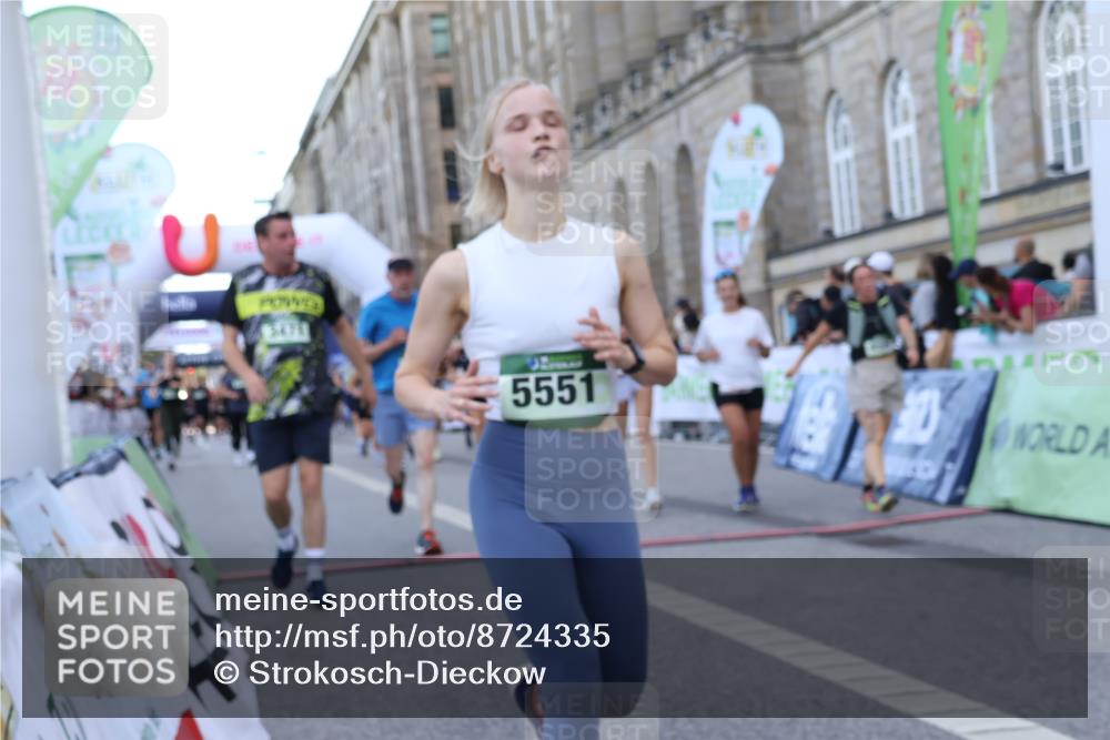 07.09.2025 - BARMER Alsterlauf Strokosch-Dieckow http://msf.ph/oto/8724335 07.09.2025 10:12:54 Ziel 2128, 2226, 3471, 3990, 4101, 4413, 4519, 4561, 4616, 4694, 4702, 4829, 5401, 5492, 5630, 6199, 6200, 8028, 8170, 8228, 8229 meine-sportfotos.de