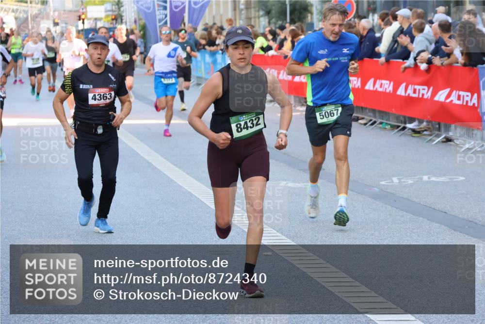 07.09.2025 - BARMER Alsterlauf Strokosch-Dieckow http://msf.ph/oto/8724340 07.09.2025 09:49:39 Ziel 1029, 2301, 2402, 2484, 2629, 2889, 2918, 3030, 3404, 3567, 3818, 4043, 4308, 4426, 4481, 4535, 4678, 4826, 5091, 5230, 5460, 5499, 5823, 6290, 8207, 8418 meine-sportfotos.de