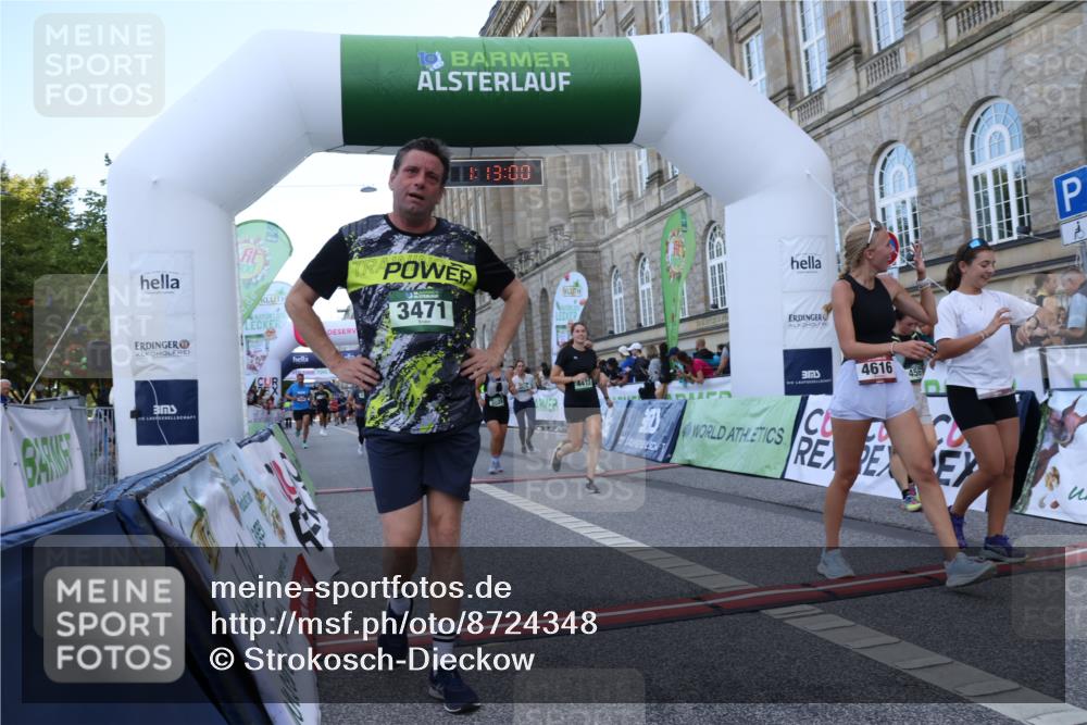 07.09.2025 - BARMER Alsterlauf Strokosch-Dieckow http://msf.ph/oto/8724348 07.09.2025 10:12:58 Ziel 2226, 3096, 3228, 3471, 3706, 4101, 4136, 4413, 4561, 4616, 4702, 4829, 5401, 5492, 6199, 6200, 8028, 8170 meine-sportfotos.de