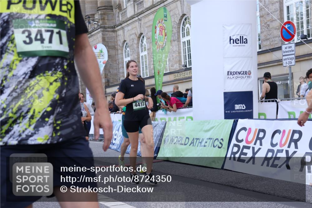 07.09.2025 - BARMER Alsterlauf Strokosch-Dieckow http://msf.ph/oto/8724350 07.09.2025 10:12:59 Ziel 2226, 3096, 3228, 3706, 3873, 4100, 4101, 4136, 4175, 4413, 4561, 4616, 4702, 4829, 5401, 5492, 6199, 6200, 8028, 8170 meine-sportfotos.de