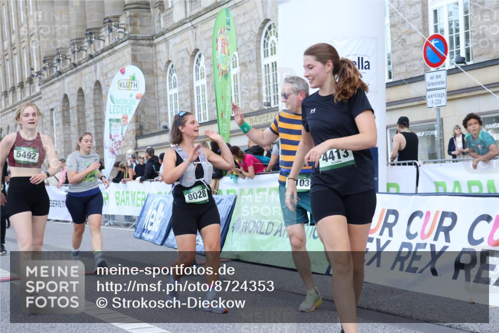 07.09.2025 - BARMER Alsterlauf Strokosch-Dieckow http://msf.ph/oto/8724353 07.09.2025 10:13:00 Ziel 2226, 3096, 3228, 3706, 3873, 4100, 4101, 4136, 4175, 4280, 4413, 4616, 4702, 4829, 5401, 5492, 6199, 6200, 8028, 8170 meine-sportfotos.de
