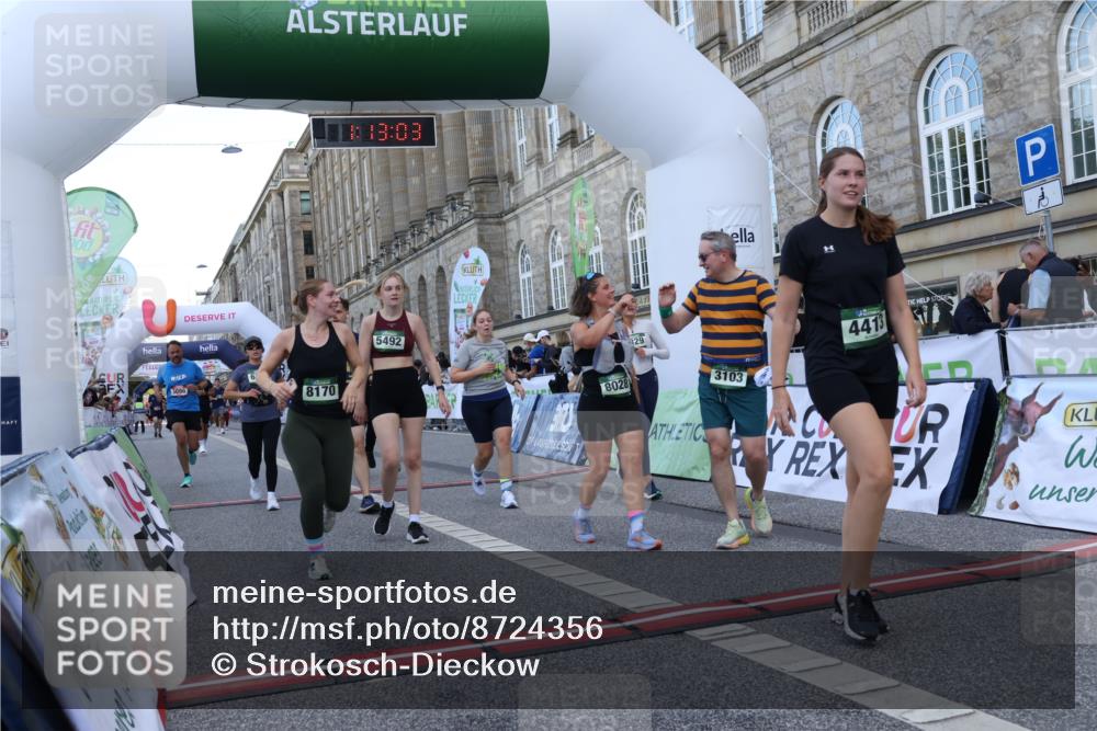 07.09.2025 - BARMER Alsterlauf Strokosch-Dieckow http://msf.ph/oto/8724356 07.09.2025 10:13:01 Ziel 3096, 3228, 3706, 3873, 4100, 4136, 4175, 4280, 4413, 4829, 5401, 5492, 6199, 6200, 8028, 8170 meine-sportfotos.de
