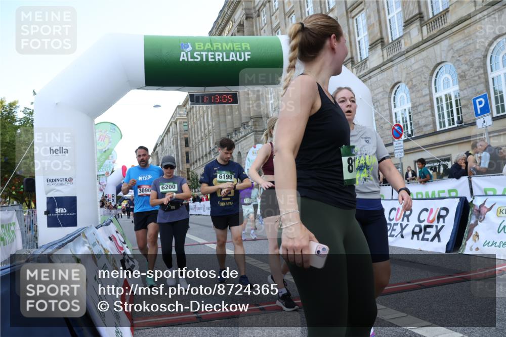 07.09.2025 - BARMER Alsterlauf Strokosch-Dieckow http://msf.ph/oto/8724365 07.09.2025 10:13:04 Ziel 3096, 3228, 3448, 3706, 3873, 3973, 4100, 4136, 4175, 4280, 4792, 4829, 5401, 6199, 6200, 8028, 8170 meine-sportfotos.de