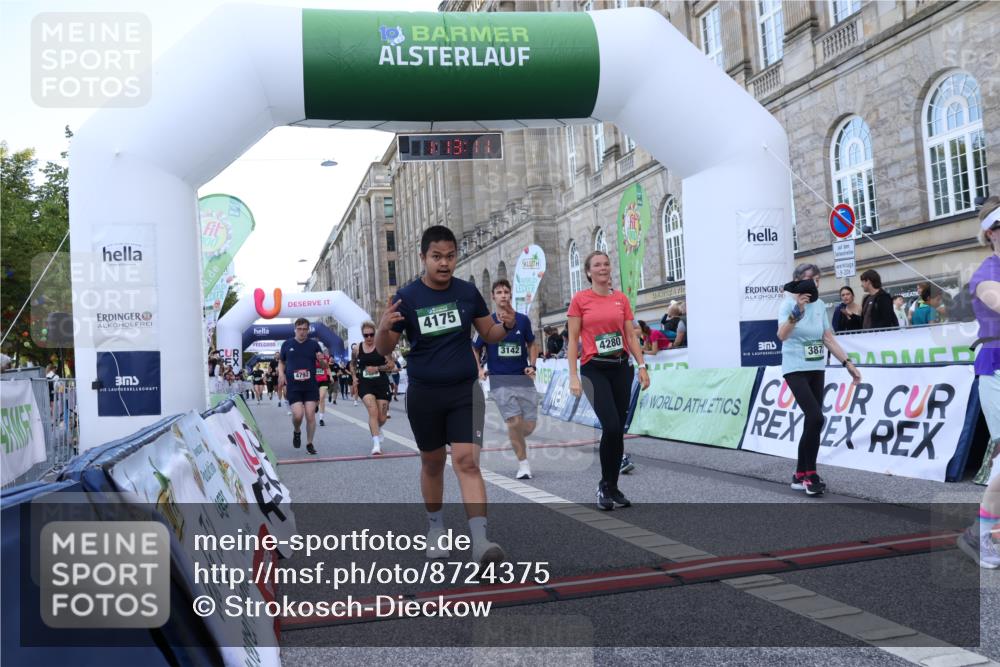 07.09.2025 - BARMER Alsterlauf Strokosch-Dieckow http://msf.ph/oto/8724375 07.09.2025 10:13:09 Ziel 2462, 3448, 3873, 3880, 3973, 4100, 4136, 4175, 4280, 4792, 5732, 5865, 5897, 8046, 8058, 8060, 8061, 8125 meine-sportfotos.de