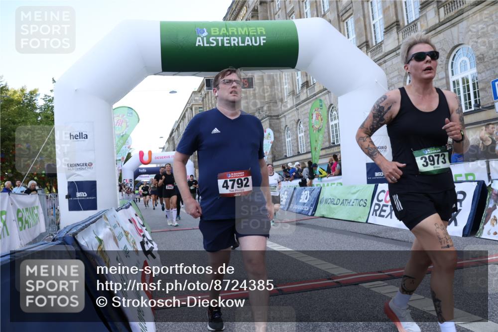 07.09.2025 - BARMER Alsterlauf Strokosch-Dieckow http://msf.ph/oto/8724385 07.09.2025 10:13:13 Ziel 2041, 2432, 2462, 3182, 3448, 3486, 3580, 3880, 3973, 4792, 4852, 5732, 5865, 5897, 8046, 8058, 8060, 8061, 8125, 8357 meine-sportfotos.de