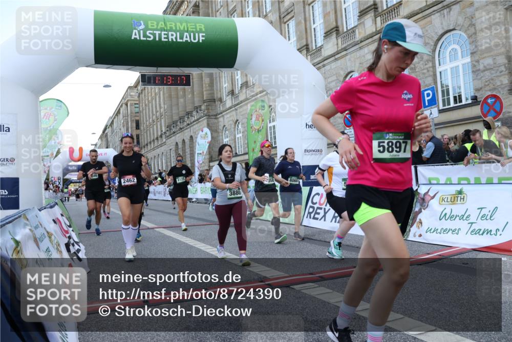 07.09.2025 - BARMER Alsterlauf Strokosch-Dieckow http://msf.ph/oto/8724390 07.09.2025 10:13:15 Ziel 2041, 2432, 2462, 2649, 3182, 3486, 3580, 3880, 3973, 4792, 4852, 5732, 5865, 5897, 5919, 8046, 8058, 8060, 8061, 8125, 8357 meine-sportfotos.de