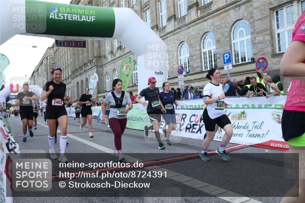 07.09.2025 - BARMER Alsterlauf Strokosch-Dieckow http://msf.ph/oto/8724391 07.09.2025 10:13:15 Ziel 2041, 2432, 2462, 2649, 3182, 3486, 3580, 3880, 3973, 4792, 4852, 5732, 5865, 5897, 5919, 8046, 8058, 8060, 8061, 8125, 8357 meine-sportfotos.de