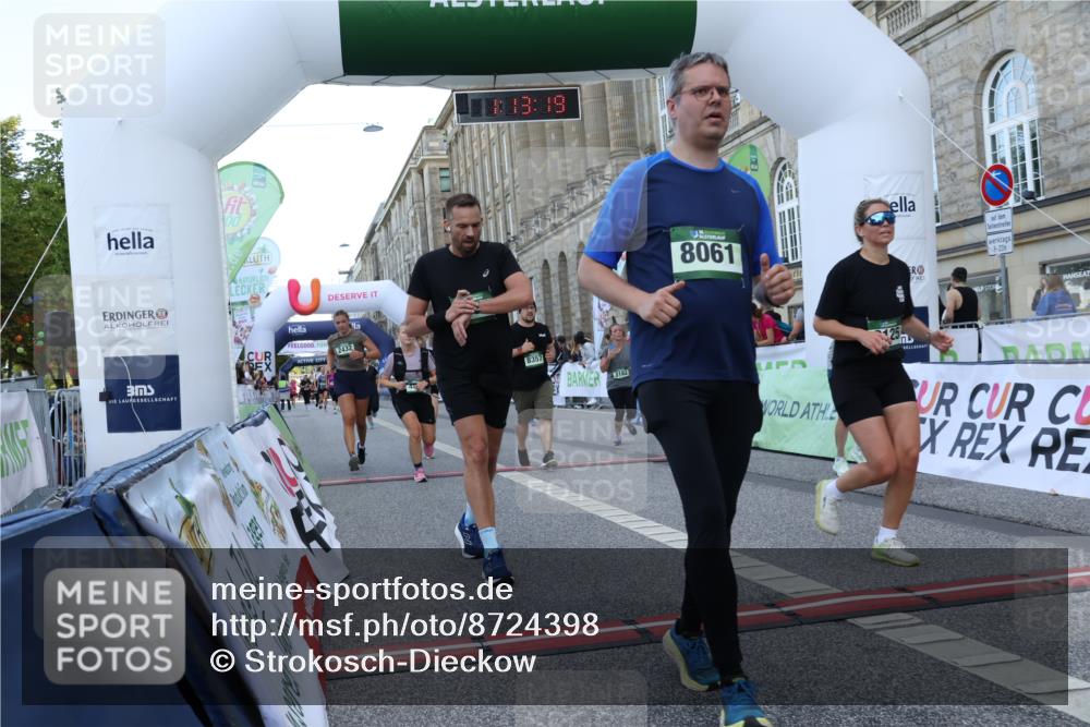 07.09.2025 - BARMER Alsterlauf Strokosch-Dieckow http://msf.ph/oto/8724398 07.09.2025 10:13:17 Ziel 2041, 2432, 2462, 2560, 2649, 3182, 3353, 3486, 3580, 3640, 3880, 4789, 4852, 5732, 5865, 5897, 5919, 8046, 8058, 8060, 8061, 8125, 8357 meine-sportfotos.de