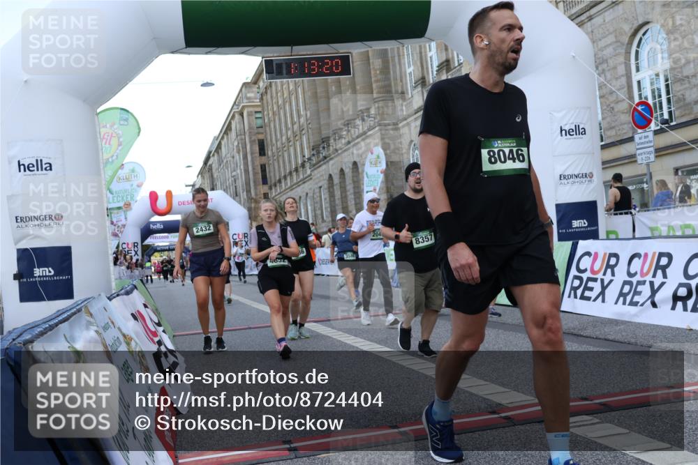 07.09.2025 - BARMER Alsterlauf Strokosch-Dieckow http://msf.ph/oto/8724404 07.09.2025 10:13:19 Ziel 2041, 2432, 2462, 2560, 2649, 3182, 3353, 3486, 3580, 3640, 4571, 4572, 4789, 4852, 5732, 5865, 5919, 8046, 8058, 8060, 8061, 8125, 8357 meine-sportfotos.de