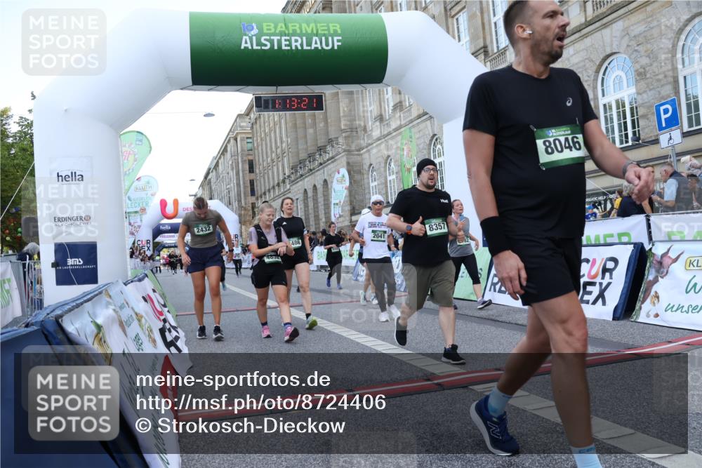 07.09.2025 - BARMER Alsterlauf Strokosch-Dieckow http://msf.ph/oto/8724406 07.09.2025 10:13:19 Ziel 2041, 2432, 2462, 2560, 2649, 3182, 3353, 3486, 3580, 3640, 4571, 4572, 4789, 4852, 5732, 5865, 5919, 8046, 8058, 8060, 8061, 8125, 8357 meine-sportfotos.de