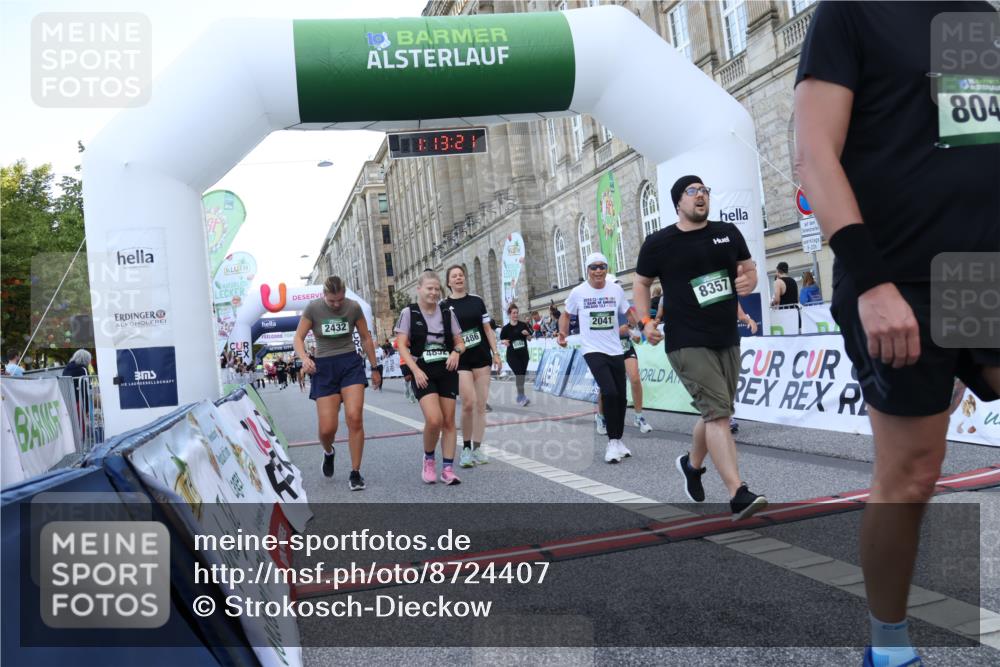07.09.2025 - BARMER Alsterlauf Strokosch-Dieckow http://msf.ph/oto/8724407 07.09.2025 10:13:20 Ziel 2041, 2432, 2560, 2649, 3182, 3353, 3486, 3580, 3640, 4571, 4572, 4789, 4852, 5732, 5919, 8046, 8060, 8061, 8125, 8357 meine-sportfotos.de