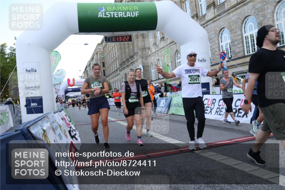 07.09.2025 - BARMER Alsterlauf Strokosch-Dieckow http://msf.ph/oto/8724411 07.09.2025 10:13:21 Ziel 2041, 2432, 2560, 2649, 3182, 3353, 3486, 3580, 3640, 4571, 4572, 4789, 4852, 5732, 5919, 8357 meine-sportfotos.de
